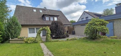 Geräumiges 2-Generationen Haus mit traumhafter Terrasse und nicht einsehbarem Garten zu verkaufen