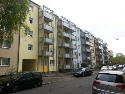 Gut und sicher wohnen - 2-Zimmer-Wohnung mit Balkon