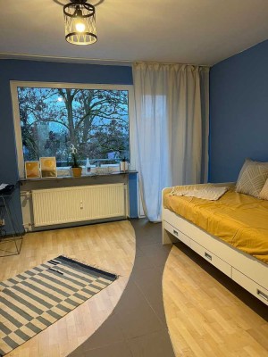 Kapitalanlage oder Eigennutzung: Stilvolle, möblierte 1,5-Zimmer-Wohnung mit Balkon – Ideal für Kur