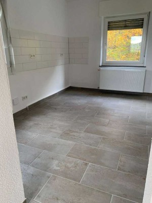 top renovierte erstklassige Wohnung 5ZKB in erstklassiger Lage in Neunkirchen/Saar