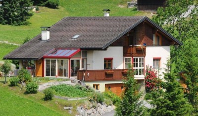 Großzügiges Einfamilienhaus mit traumhafter Aussicht zu vermieten