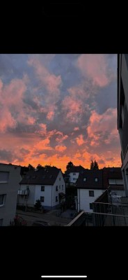 Stilvolle 2-Zimmer-Wohnung mit Balkon und EBK in Ludwigsburg - teilweise möbliert