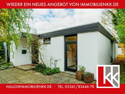 Stylischer Klassiker im Kanzlerfeld: Schmied Bungalow mit 5 Zimmern