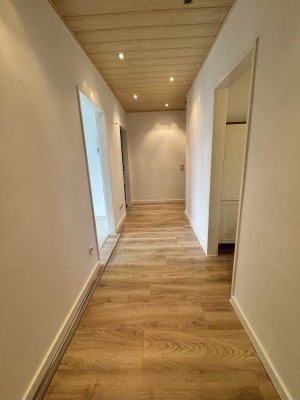 Schicke 72 m² Etagenwohnung mit Einbauküche, Balkon, Pool und Sauna