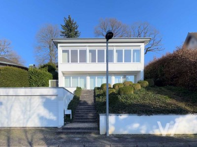 Bestlage! Lichterfülltes Einfamilienhaus mit fantastischem Fernblick und Garten am Rotenbühl