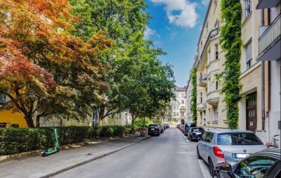 Möbliertes 1-Zimmer-Apartment mit Balkon im Herzen von München