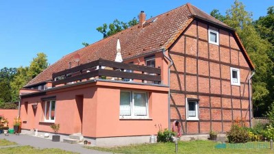 Saniertes Zweifamilienhaus in Groß Breese auf idyllischem Grundstück