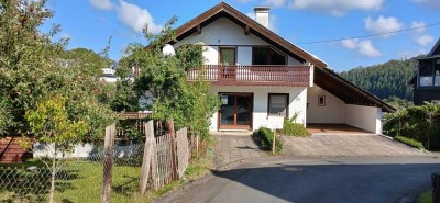 Einfamilienhaus mit Einlieger- & DG-Wohnung in Haiger-Steinbach