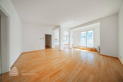 Großzügige 4-Zimmer Altbauwohnung mit Terrasse