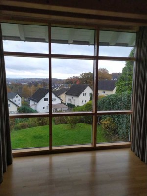Geräumiges Einfamilienhaus mit Garten in ruhiger Lage