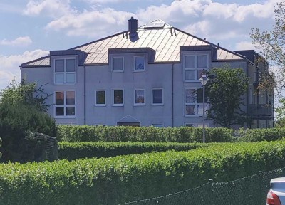 helle 2 Zimmerwohnung ab sofort