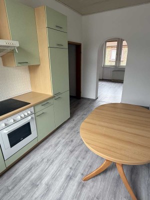 +++ AB SOFORT FREI! FRISCH RENOVIERTE 2 ZKB - ETW IN LU.-FRIESENHEIM ZU VERMIETEN +++