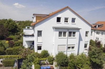 Charmante 2-Zimmer-Wohnung mit Gärtchen in Naumburg