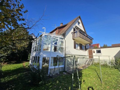 Plüderhausen: Ursprüngliches Zweifamilienhaus mit großem Garten und sehr guter Lage