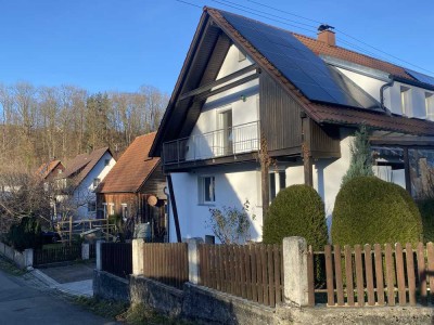 Günstiges 4,5-Raum-Haus mit gehobener Innenausstattung in Warthausen