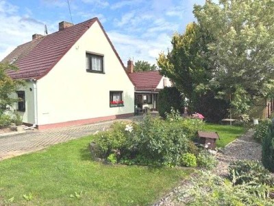 Doppelhaushälfte in ruhiger Siedlungslage