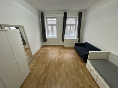 SCHÖNER Altbau + UNBEFRISTET + nächst Neusserplatz!