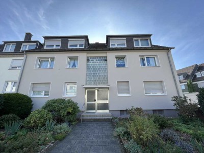 Gepflegte und gutgeschnittene Dreizimmerwohnung (vermietet) mit Balkon