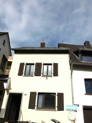 Charmantes Einfamilienhaus in Schleiden – Wohnen, wo andere Urlaub machen