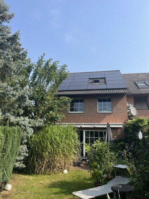 Energieeffizientes Reihenendhaus mit PV-Anlage, Wärmepumpe und Wellnessbereich