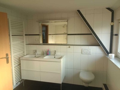 Modernisierte 3-Zimmer-Wohnung mit Balkon in Erlangen-Bruck