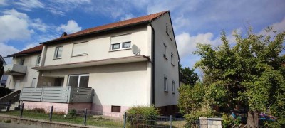 Zwei- bis Dreifamilienwohnhaus zur Eigennutzung oder Kapitalanlage in LIF-Schney