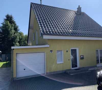 Gepflegtes Einfamilienhaus mit Garage in Wipperfürth