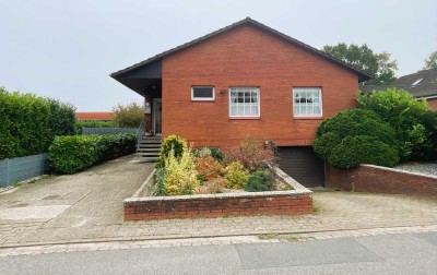 Einfamilienhaus mit Wintergarten, Vollkeller und Garage in Drochtersen