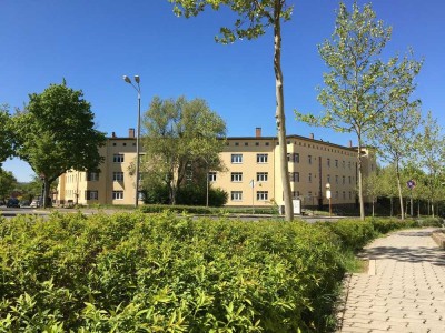 Sanierte 4-Raum-Wohnung im Altbau mit Badewanne, Dusche und Balkon