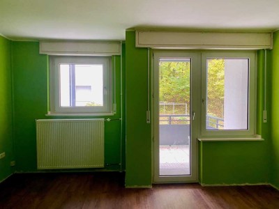 Wir renovieren für Sie - 3-Zimmer-Wohnung mit Tageslichtbad und Balkon