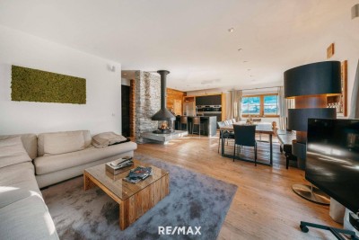 Alpine Eleganz trifft Panorama – exklusive Immobilie in Premiumqualität