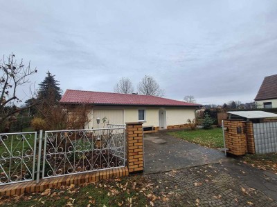 Bungalow mit großem Garten in idyllischer Lage in Oranienburg Eden