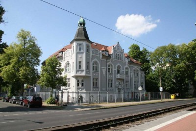 Großzügige, helle Wohnung in ruhiger Lage