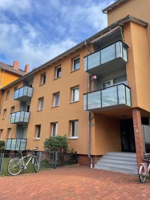 Charmante 1-Zimmer-Wohnung mit Einbauküche, Balkon und Tageslichtbad