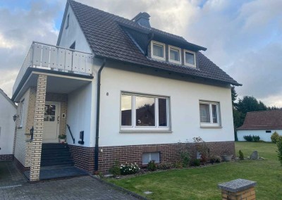 Gepflegtes, freistehendes Einfamilienhaus in Ovenstädt sucht seine neue Familie.