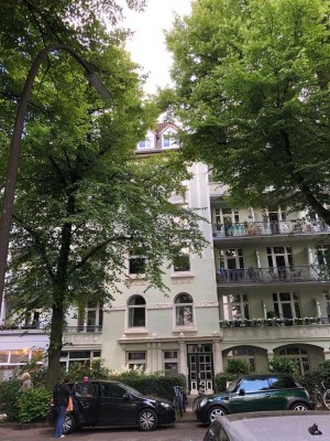 Licht, Luft, Jugendstil - Exclusive DG-Wohnung mit Dachterasse