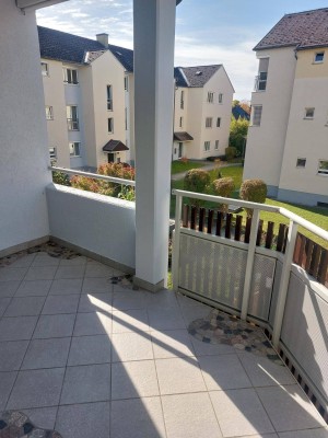 sehr ruhige Wohnung für Pärchen mit Home Office Bereich