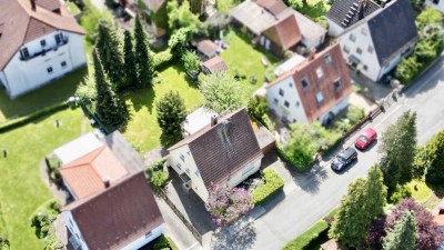 Gelegenheit - Im Herzen von Heroldsberg! Charmantes, renovierungsbedürftiges EFH mit schönem Garten