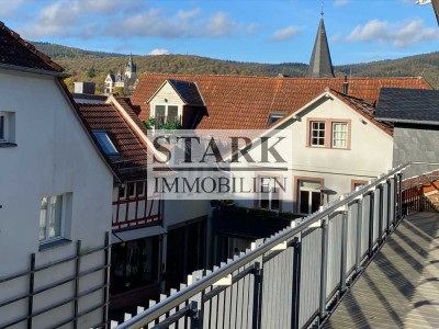 INNENSTADTLAGE: ** ANSPRUCHSVOLLES STADTHAUS MIT CHARME & ALTBAUFLAIR **