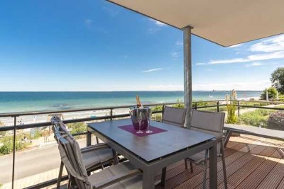 Scharbeutz, Am Hang - 100% Meerblick- 3-Zimmer-Wohnung mit Balkon + PKW-Stellplatz