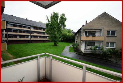 Hochparterre Wohnung mit Balkon - ideal für Pendler