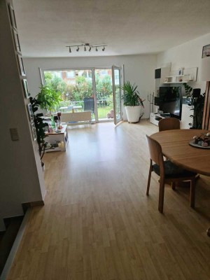 Charmante 4-Zimmer Maisonette-Wohnung in Mainz-Bretzenheim mit Garten von privat