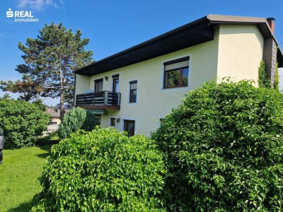 Einfamilienhaus mit zusätzlicher Lagerhalle, Nebengebäude und Garage - vielseitige Nutzungsmöglichkeit!