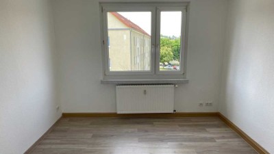 Freie 2 Raumwohnung!!