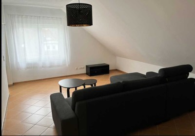 Geschmackvolle 3-Raum-Wohnung mit gehobener Innenausstattung mit Balkon und EBK in Marburg
