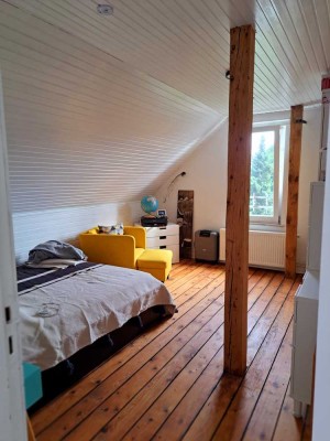 Geschmackvolle 3-Raum-DG-Wohnung in Hamburg Bahrenfeld
