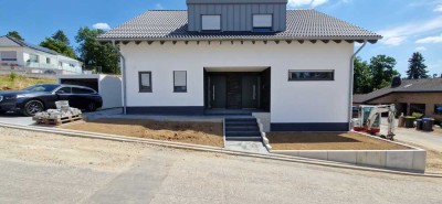 Geräumiges, 5-Raum-Einfamilienhaus mit luxuriöser Innenausstattung in Bad Münstereifel