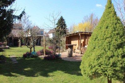 Große 4-Zimmer-EG-Wohnung mit Terrasse in Heidesheim