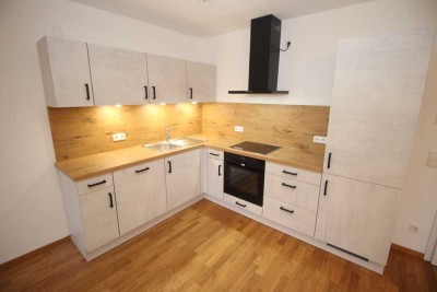 Moderne und zentrale 2 Zimmer Wohnung im Ludmillaviertel