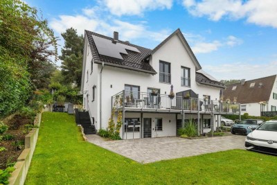 Neuwertige 1,5-Zimmer-Wohnung mit Souterrain-Terrasse in Aichach-Sulzbach